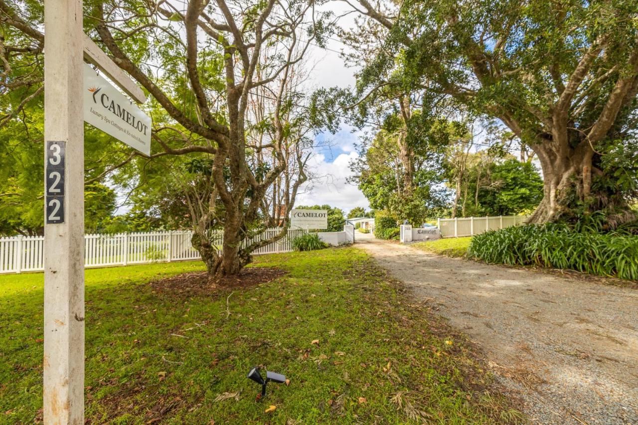 Camelot Boutique Accommodation Mount Tamborine Exteriör bild