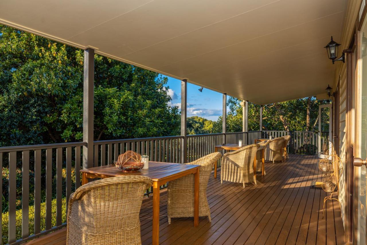 Camelot Boutique Accommodation Mount Tamborine Exteriör bild