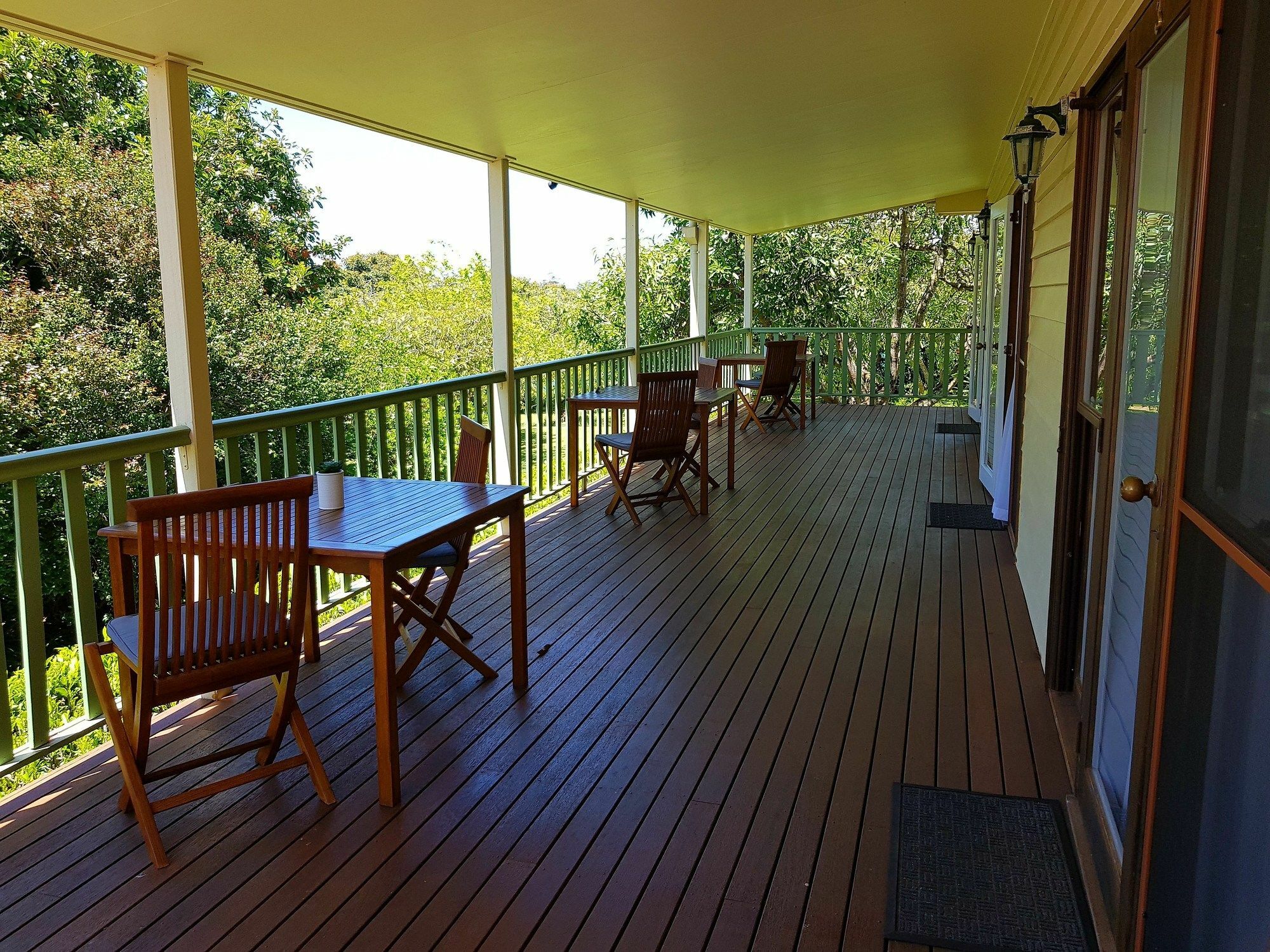 Camelot Boutique Accommodation Mount Tamborine Exteriör bild